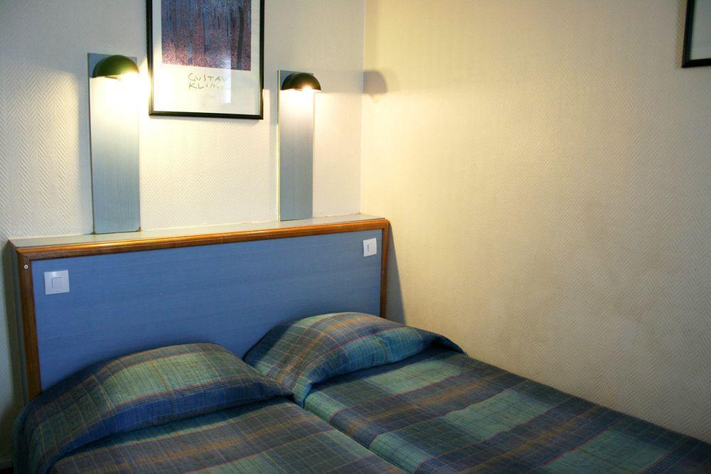 Hotel Amarys Simart Paris Bagian luar foto